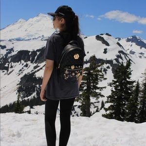 Meet your Posher, Malena